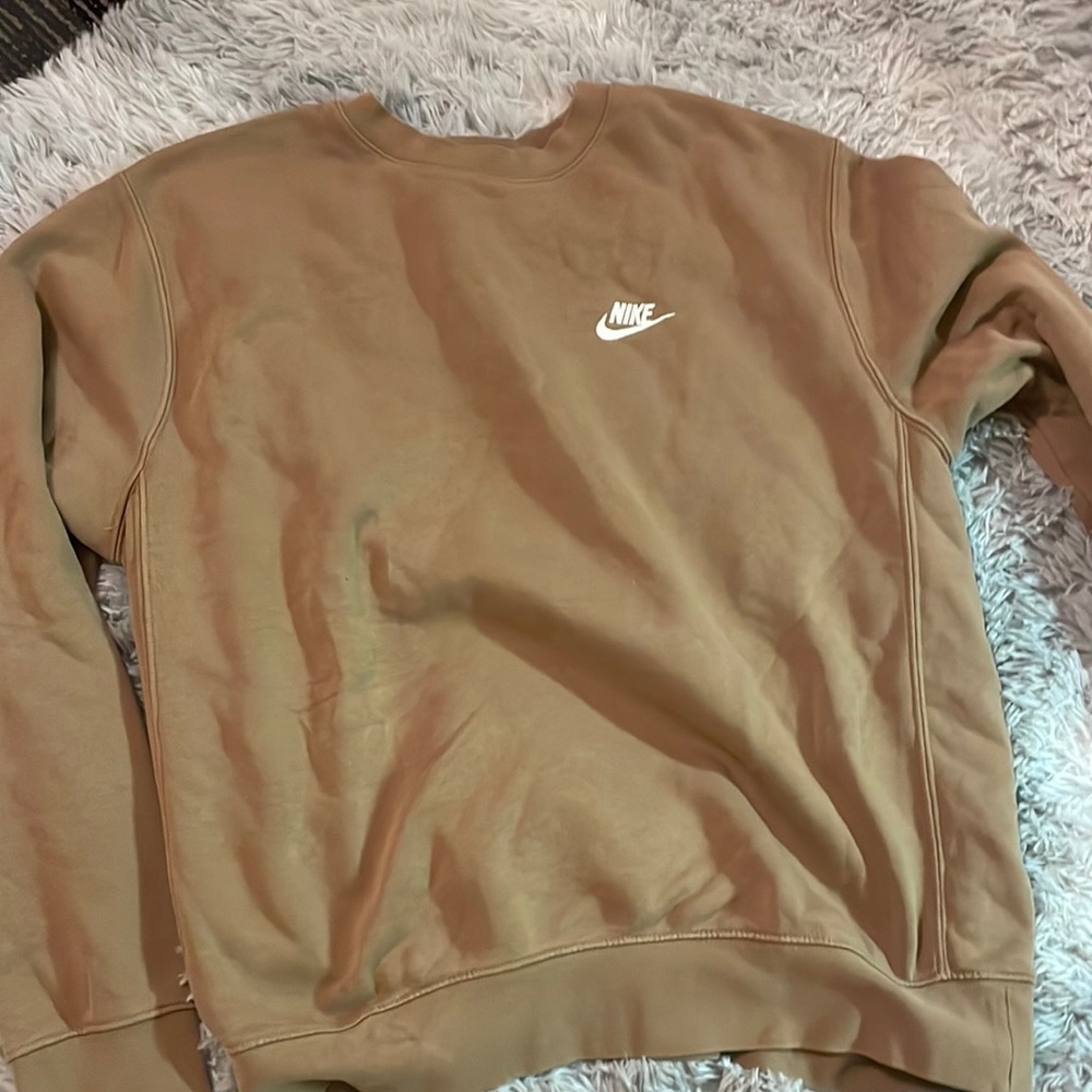 women’s nike crewneck